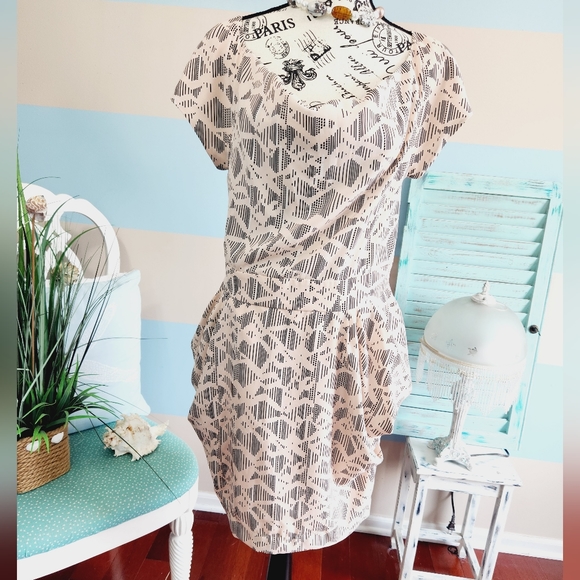 NWT BCBGeneration Blush Pink Shellcombo Dress